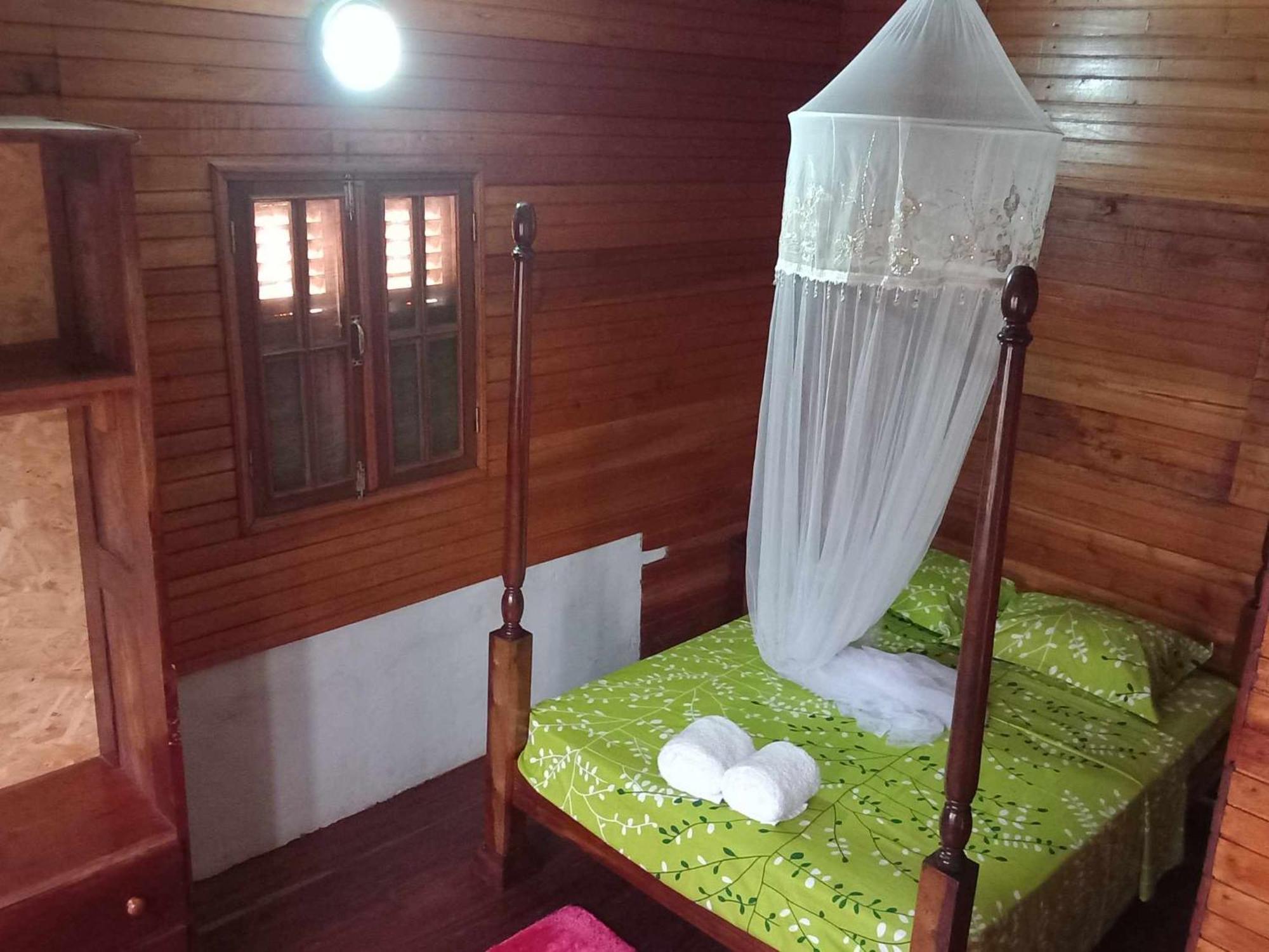 Hotel Mionga Santa Cruz Zewnętrze zdjęcie
